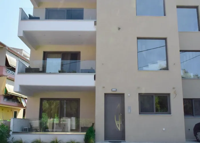 S & E Apartments