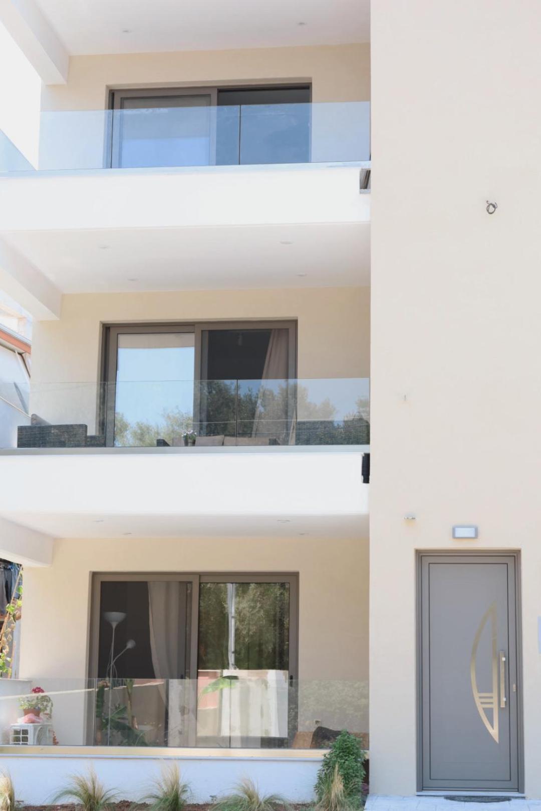 S & E Apartment Lefkada City